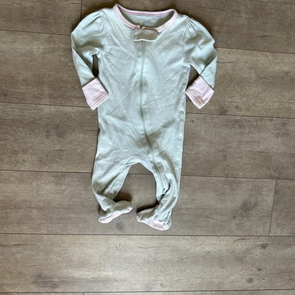 Cloud Island Baby Girl Zip Footies One Piece Zip Up Sleep & Play Footies 3-6 M - Picture 2 of 5